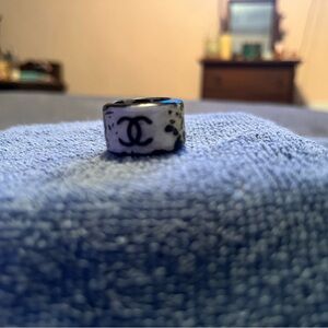 Chanel Black and White Ring 2,5 inc